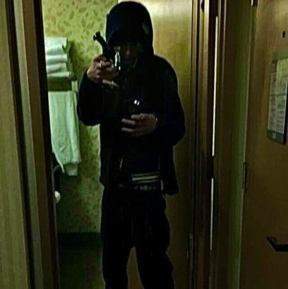 Meet your Posher, Yvr - Picture 1 of 2